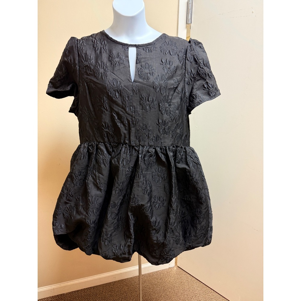 Textured Floral Jacquard Black Mini Dress‎ Keyhole Puff Sleeve